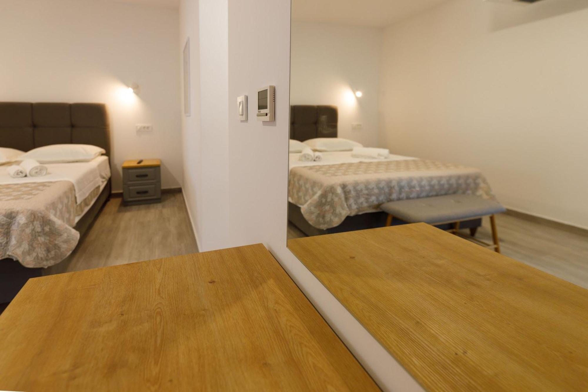 Apartman Maro Appartement Makarska Buitenkant foto